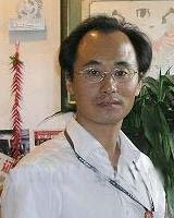 吕成龙 